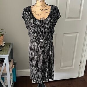 Ann Taylor loft medium black & white dress.